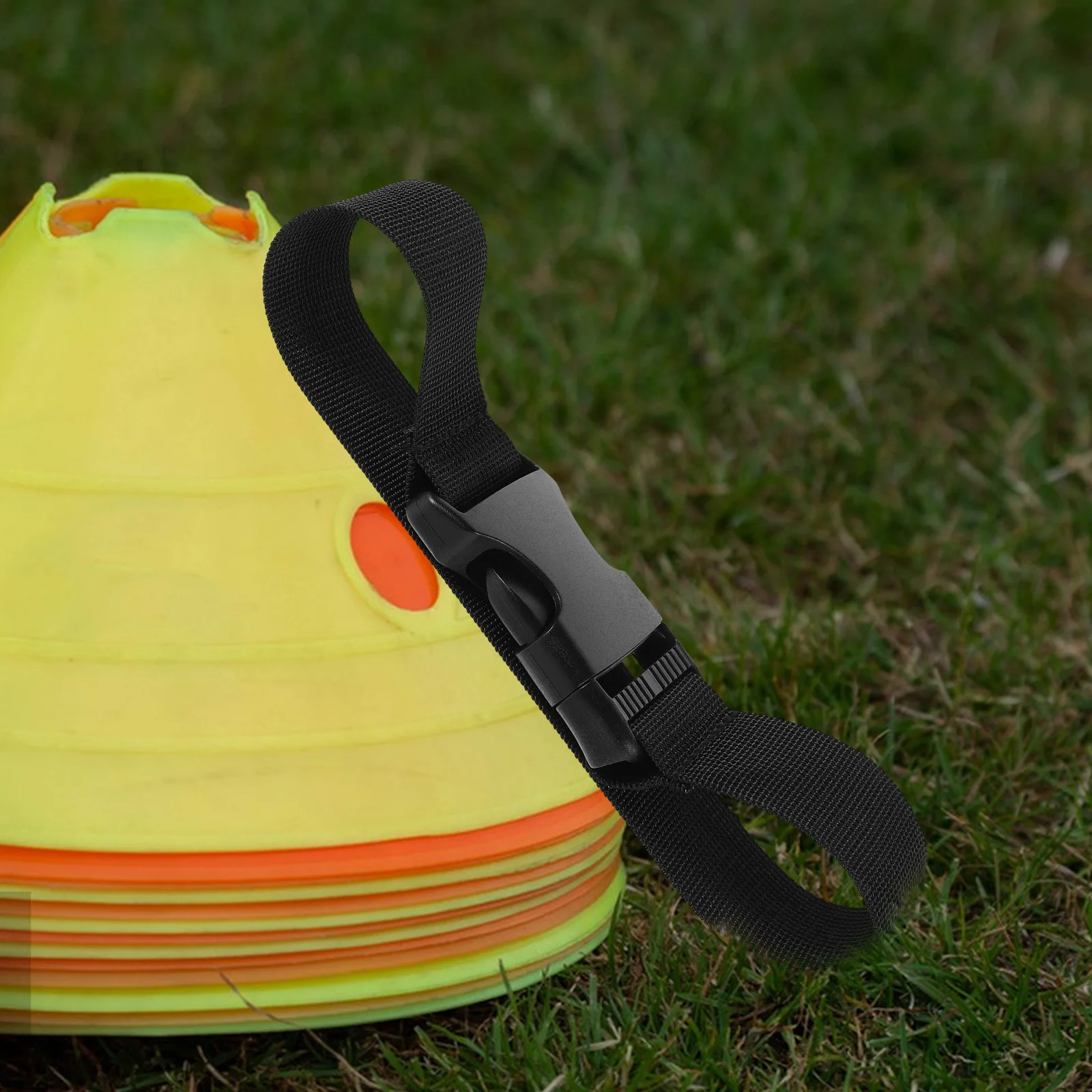 

4pcs Football Cone Strap Adjustable Portable Training Cones Organizer For Soccer Practice Gym Agility Equipment Sport Cone