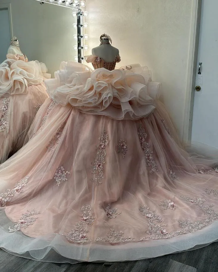 Robe de Quinceanera princesse pour enfants, robe de RhSweet 16, rose pêche, Rotterdam Kly, volants, corset gonflé, désoCumbria, cristal, éducatif, 2024