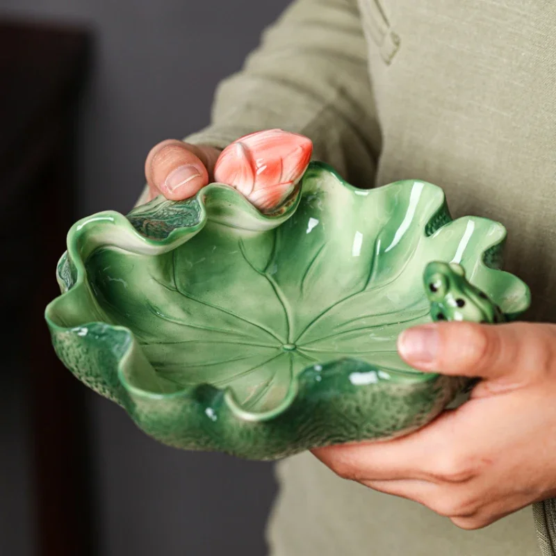 1-unidad-de-cenicero-de-ceramica-china-con-diseno-de-hoja-de-loto-soporte-para-jabon-organizador-de-llaves-de-entrada-adorno-de-pez-dorado-rana-y-loto-decoracion-para-el-hogar