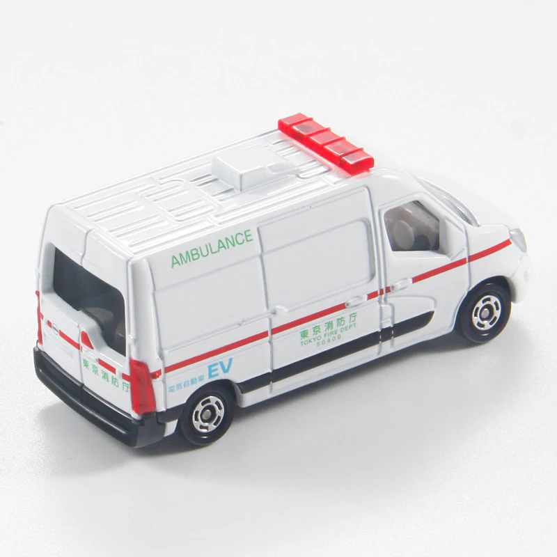 TAKARA TOMY Tomica NO 44 NISSAN NV400 EV AMBULANCE Zabawki ze stopu Metalowy model pojazdu z odlewu Prezent dla dzieci Chłopców