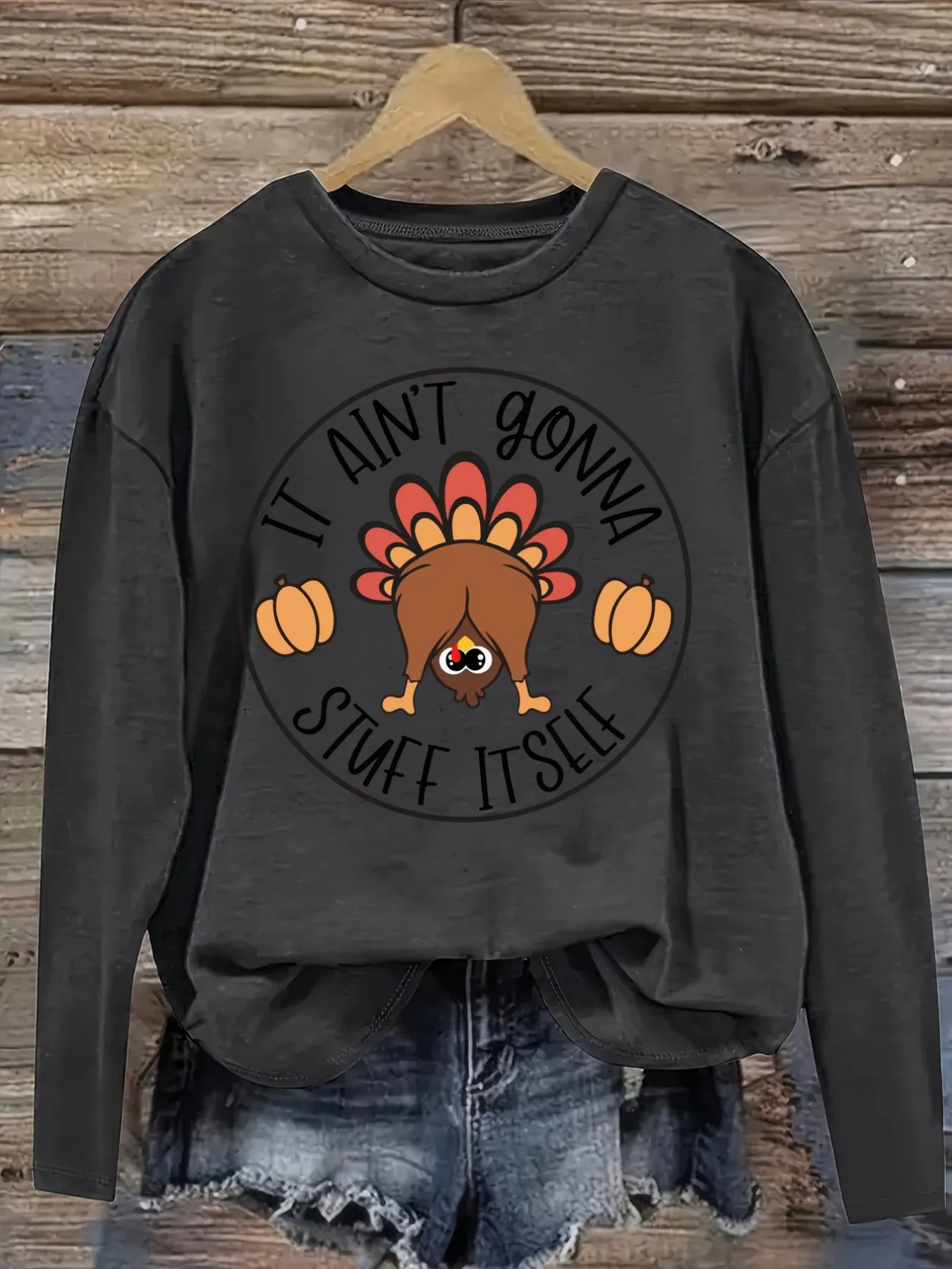 Women's Casual Long Sleeve Crew Neck T-Shirt It Aint Gonna Stuff Itself Design, Round Neck Women's Clothing, Machine Washable, Slightly Elastic, Loose Fit, Spring Autumn Winter Women's T-Shirt, Halloween Costume Outfit