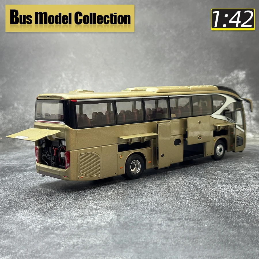 OEM 1:42 scale Xiamen Gold Passenger Car Jinlong XML6129 Pilot bus Alloy Passenger model Car model static display collection