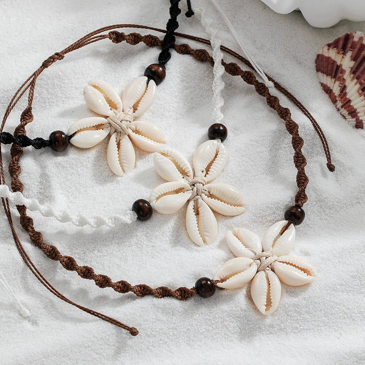 Necklace Shell Flower Wood Bead Adjustable Woven Bohemian for Women Seaside Vacation Jewelry Natural Handmade Choker