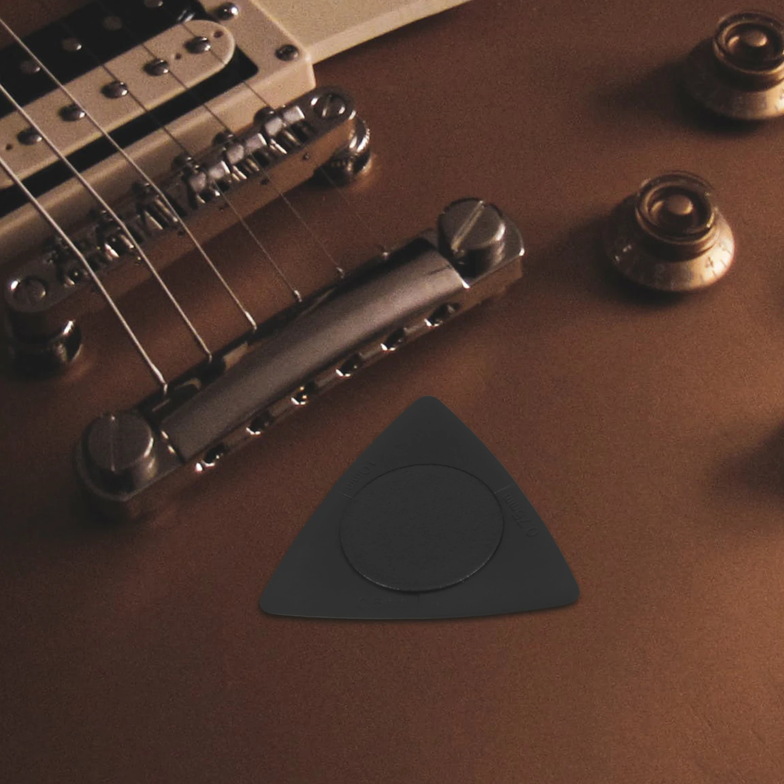 

20Pcs Folk Guitar Picks Triangle Black Anti-Slip ABS Material Guitar Accessories Professional Musical Tools ABS Material Picks