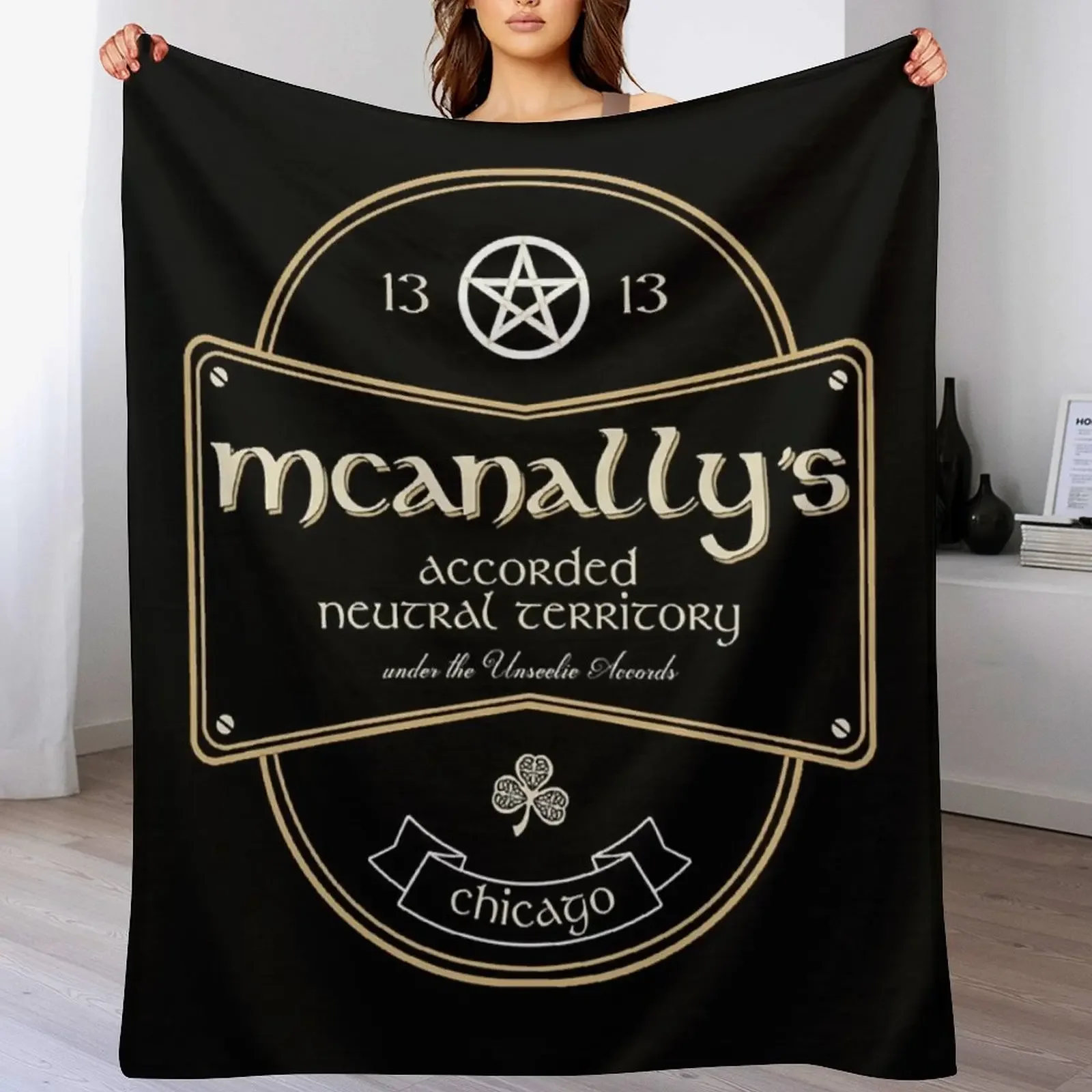 

Wizard Beer Throw Blanket Fashion Sofas Decorative Sofas Luxury Designer Cute Plaid Blankets