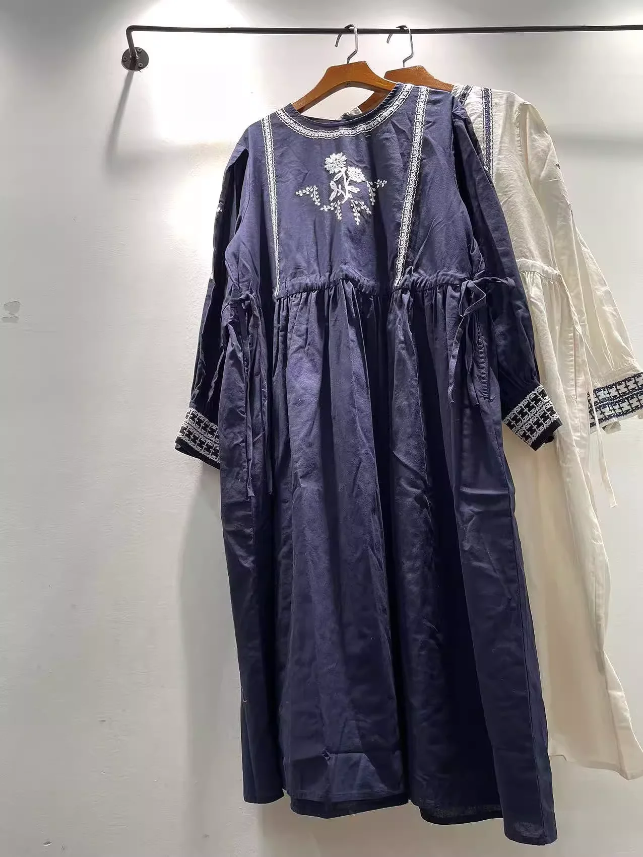 Enianechu Bust 108cm Mori Girl Autumn Japan Style Beige Navy Blue Embroider Long Dress for Women Loose Pure Cotton Dress - view 2