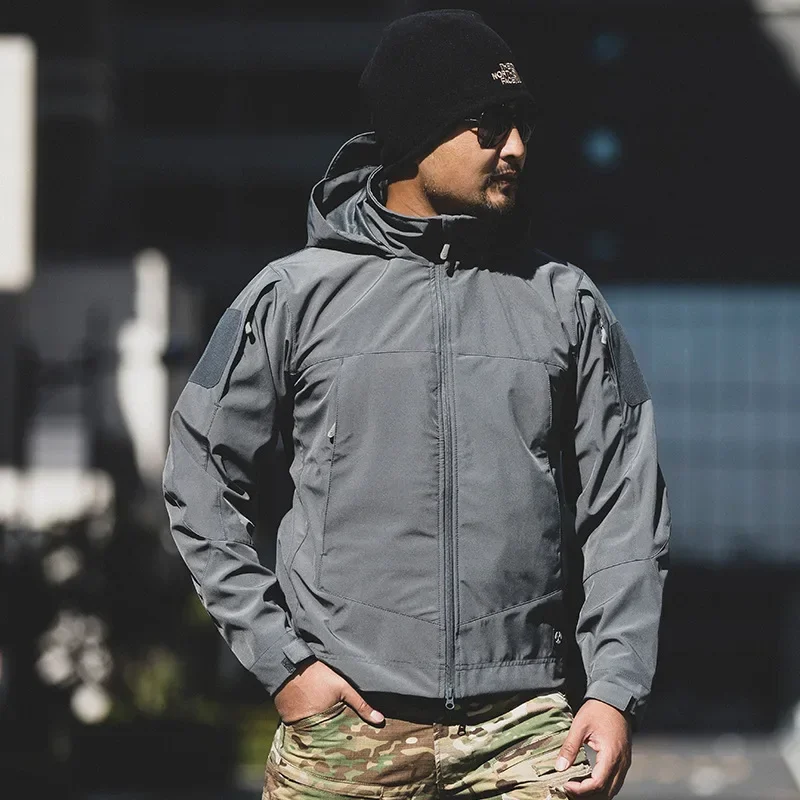Ultra Light Outdoor Tactical Jacket Assault Soft Shell Jacket Men's Windproof and Splash Proof Mountaineering Jacket