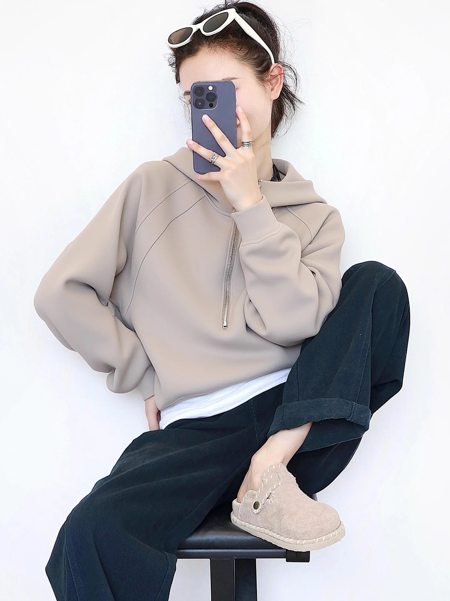 هوديي شتوي نسائي كاجوال طويل Sve للتنقل متعدد الاستخدامات فضفاض مناسب بسحاب للإغلاق، سويت شيرت مريح للشارع Sle