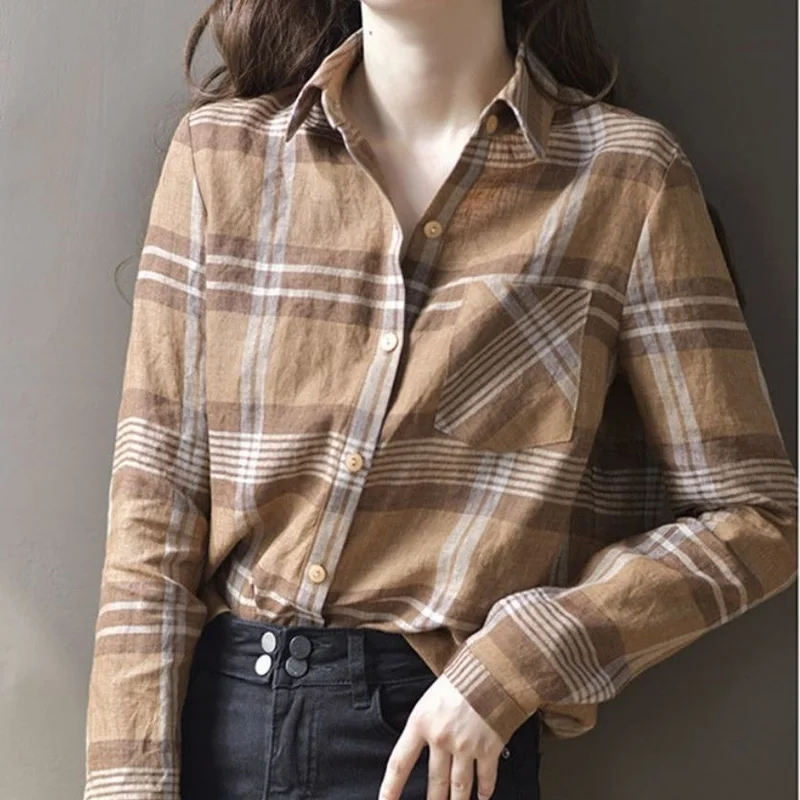 Vintage Lattice Pocket Single-breasted Blouse Womne New Long Sleeve Loose Polo Collar British Style Temperament Lady Shirt 2022