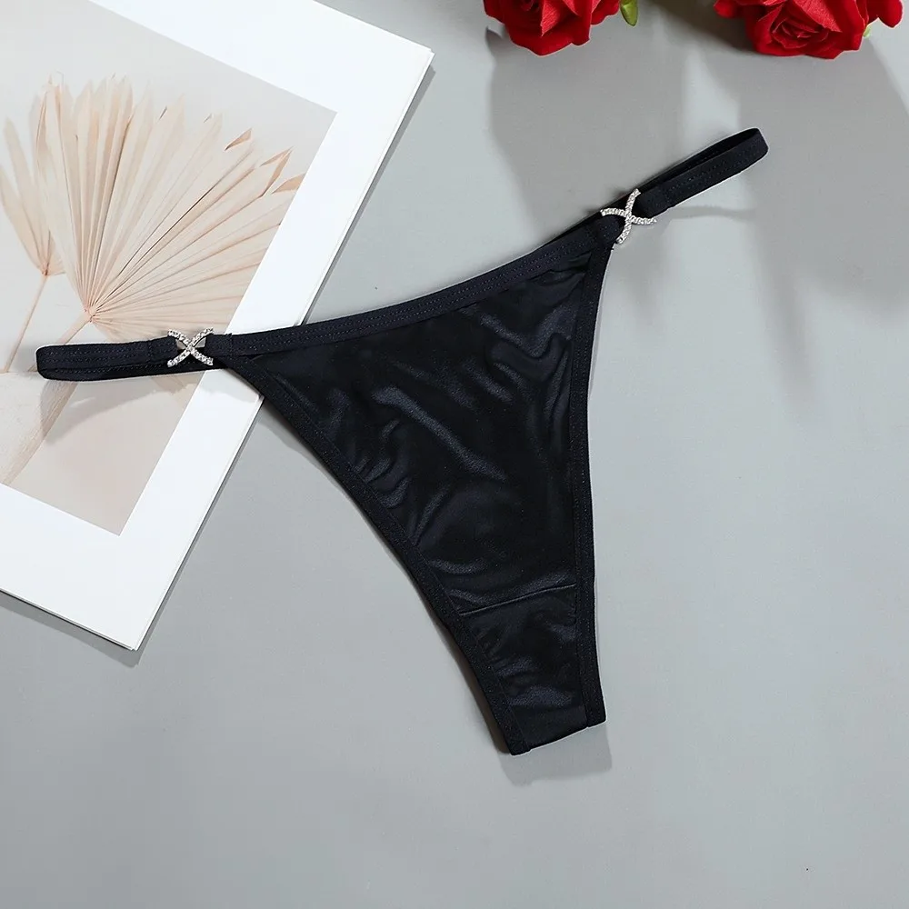 Sweet Cotton Crotch Glossy Satin Thongs Low Waist Traceless Bikini Briefs Underpants Solid Color T-back Panties Intimate Apparel