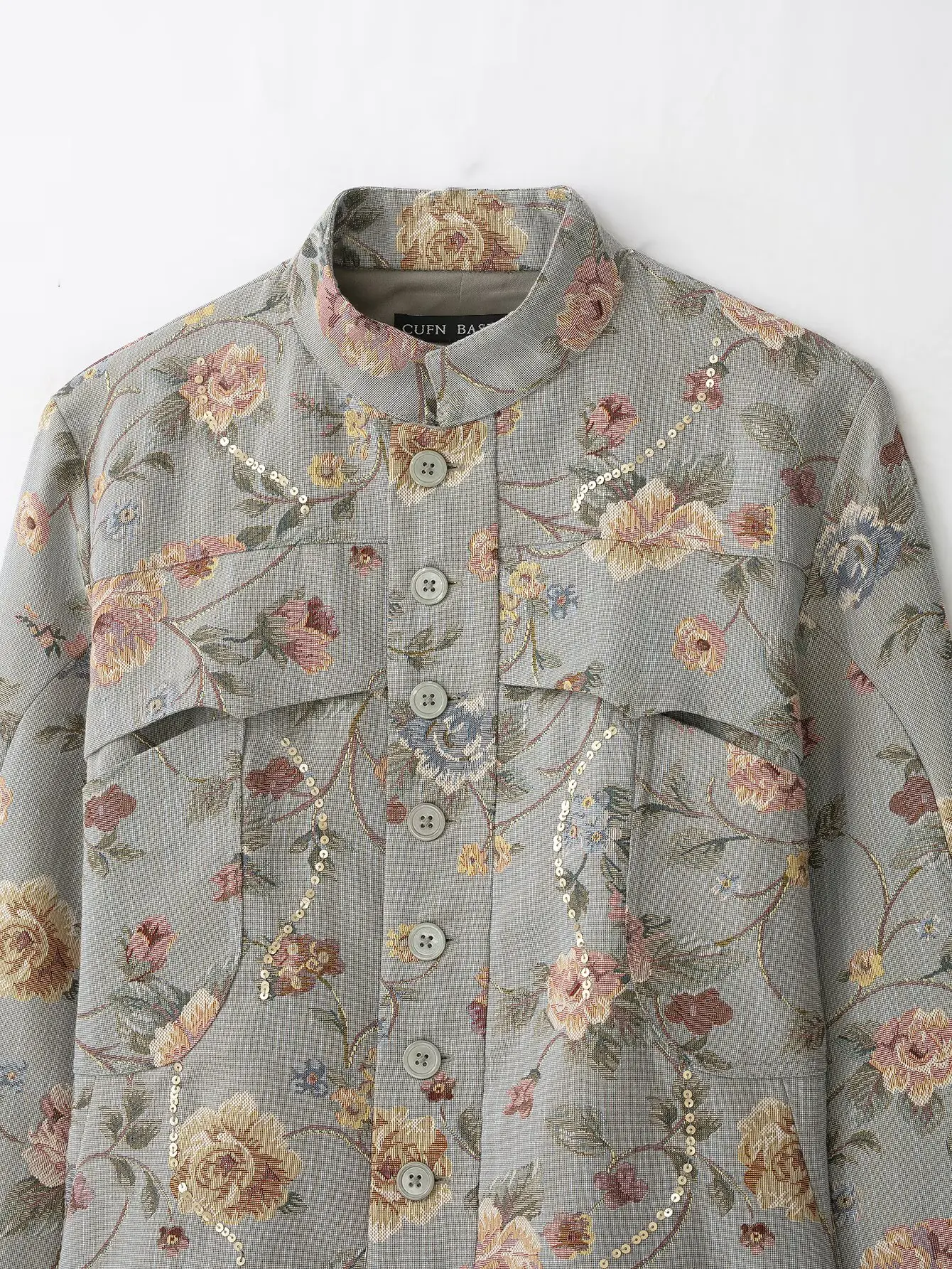 TFMLN 2026 Damen Pailletten-Blumenjacke Stehkragen Knopfleiste Vorne Elegante Lässige Oberbekleidung Mode Neue Schlanke Passform Bedruckter Kurzer Mantel – Detail 6