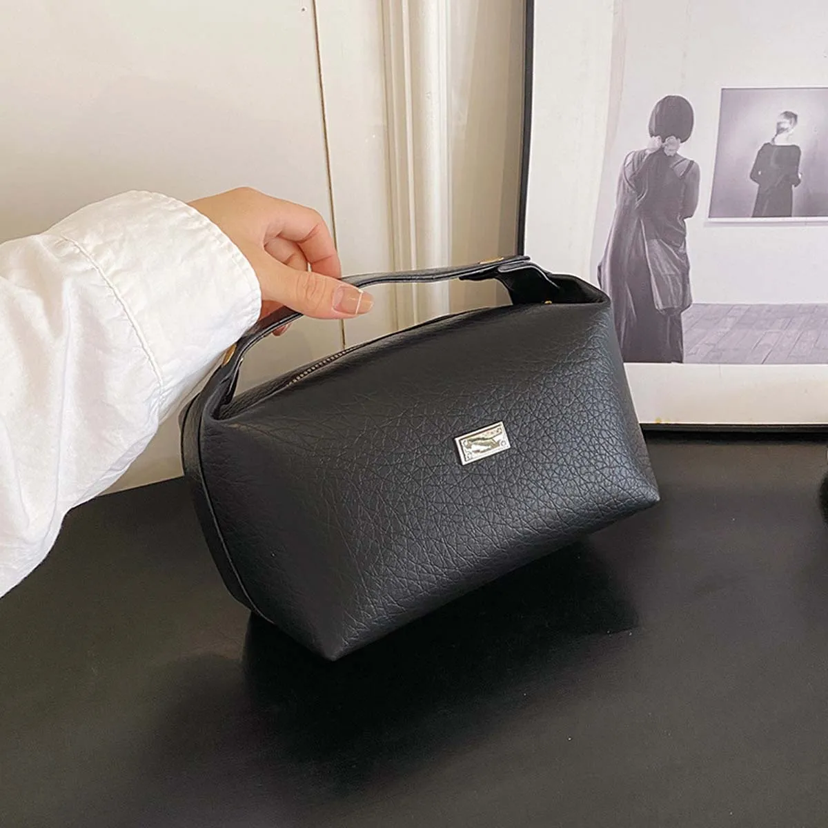 Neue PU-Aufbewahrungstasche mit großem Fassungsvermögen, modische Hand-Kulturtasche, multifunktionale tragbare Make-up-Tasche, maßgeschneidert für Frauen