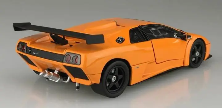 Aoshima 06446 modelo de coche ensamblado estático de juguete escala 1/24 para Kit de modelo de supercoche Lamborghini Diablo GTR 1999