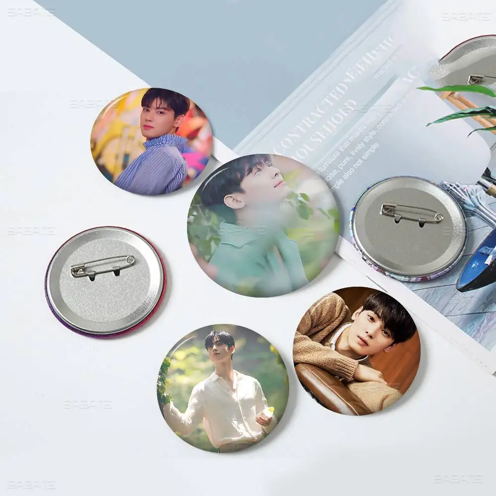 Singer C-Cha EunWooS Tinplate Soft Button Pin Brooch Metal Badge Custom Jewelry Accessories Hat Bag Lapel