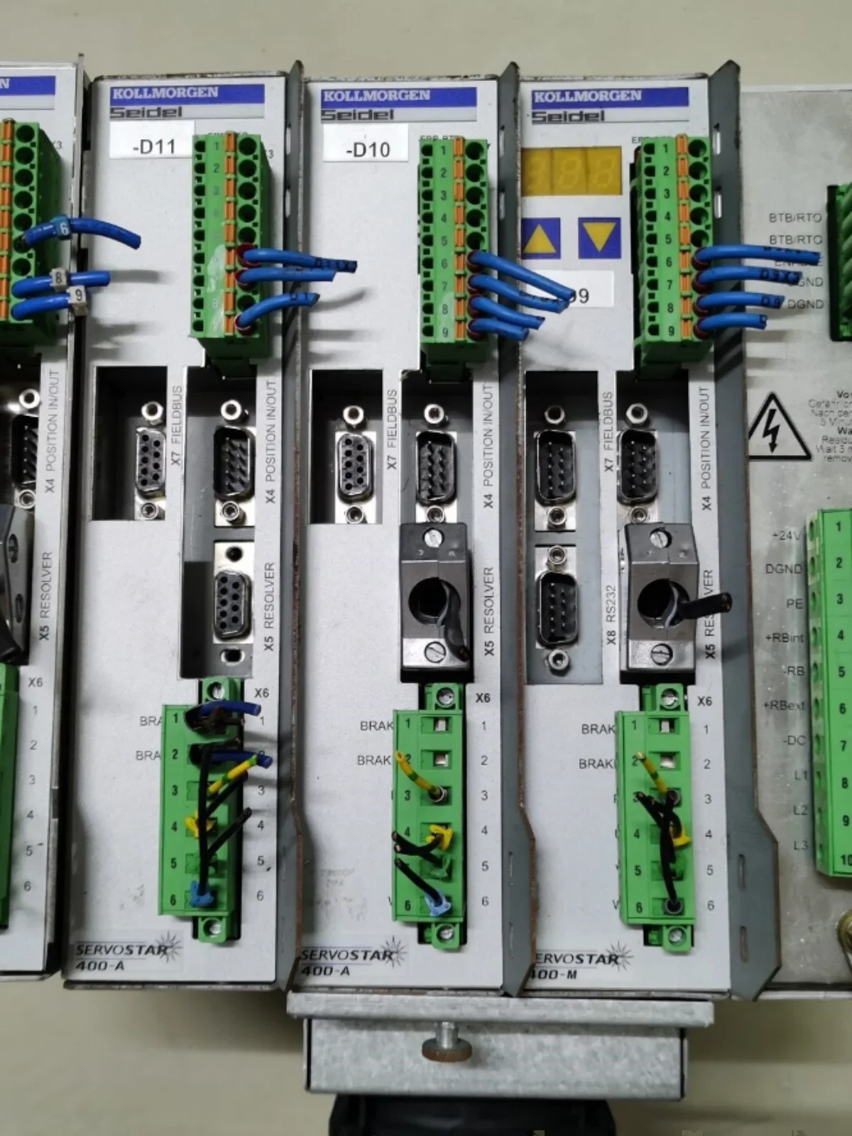 

KOLLMORGEN Kollmorgen Drive SERVOSTAR 406M-C Original Spot S406M-CA