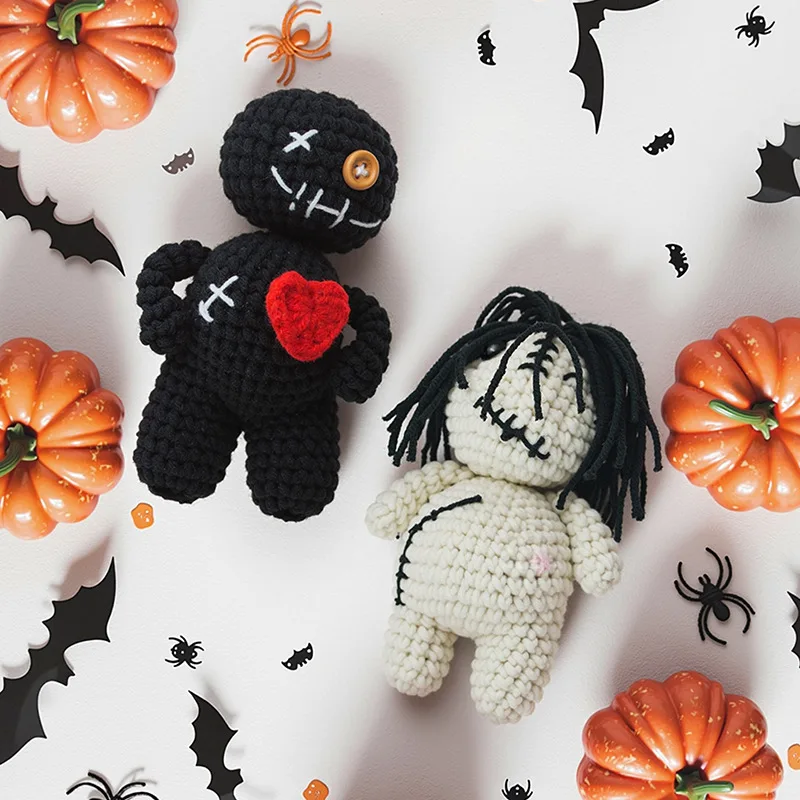 Funny Crochet Positive Energy Ghost Doll Halloween Home Decoration Handmade Knitted Black/White Ghost Desktop Ornament Gift
