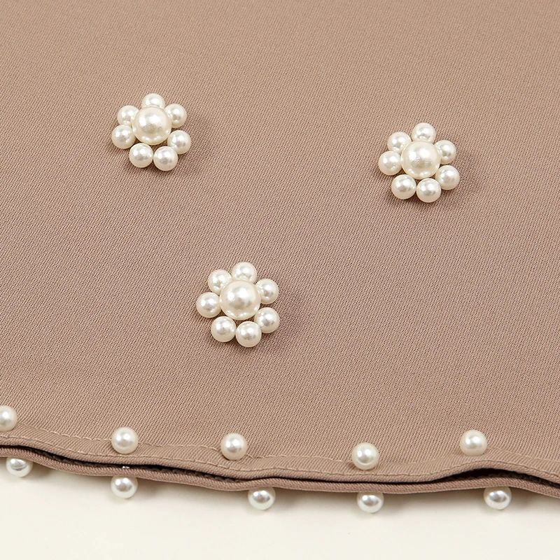 أنيقة المرأة مسلم الحجاب الفوري اللؤلؤ الأزهار ديكور الحجاب خيمار الصلبة غطاء الرقبة ارتداء اليومي ل عباية غطاء داخلي عمامة