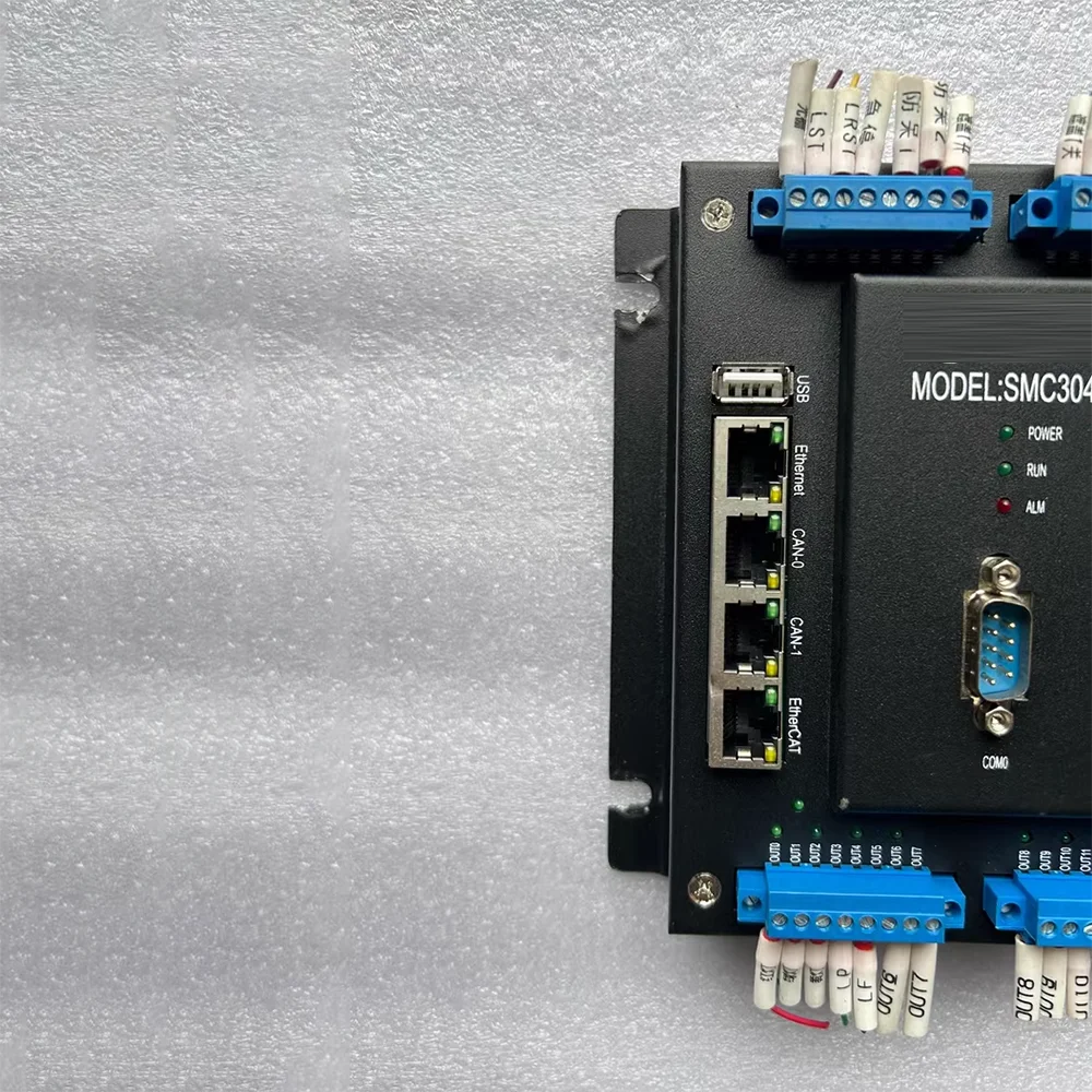 

Для четырехосного контроллера LASERSIGHT SMC304-BAS