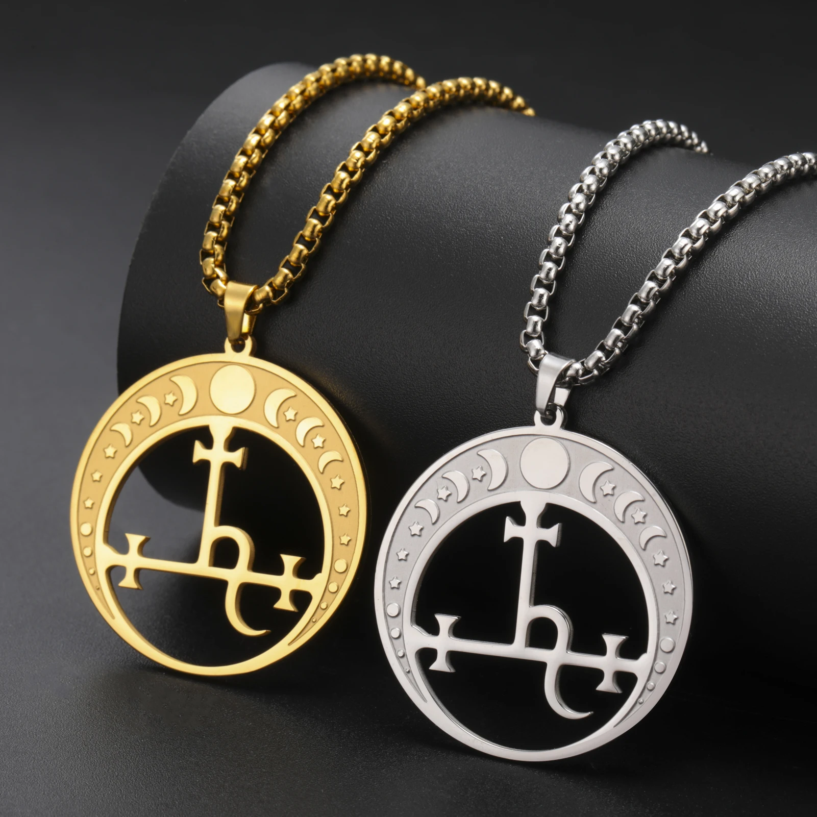1PC Sigil of Lilith Pendant Necklace for Women Men Stainless Steel Moon Phase Amulet Charm Choker Witch Pagan Jewelry Gifts