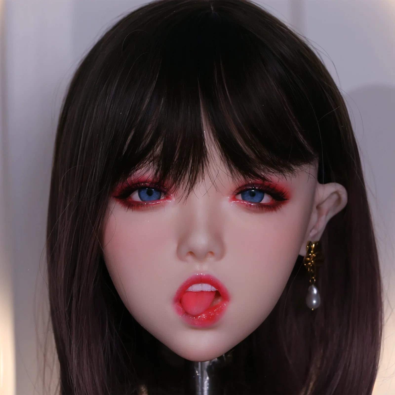 يمكن تنظيف رأس نموذج المكياج الرائع باستخدام مزيل المكياج. تتميز بواجهة لولبية M16، وسوف الاستلام