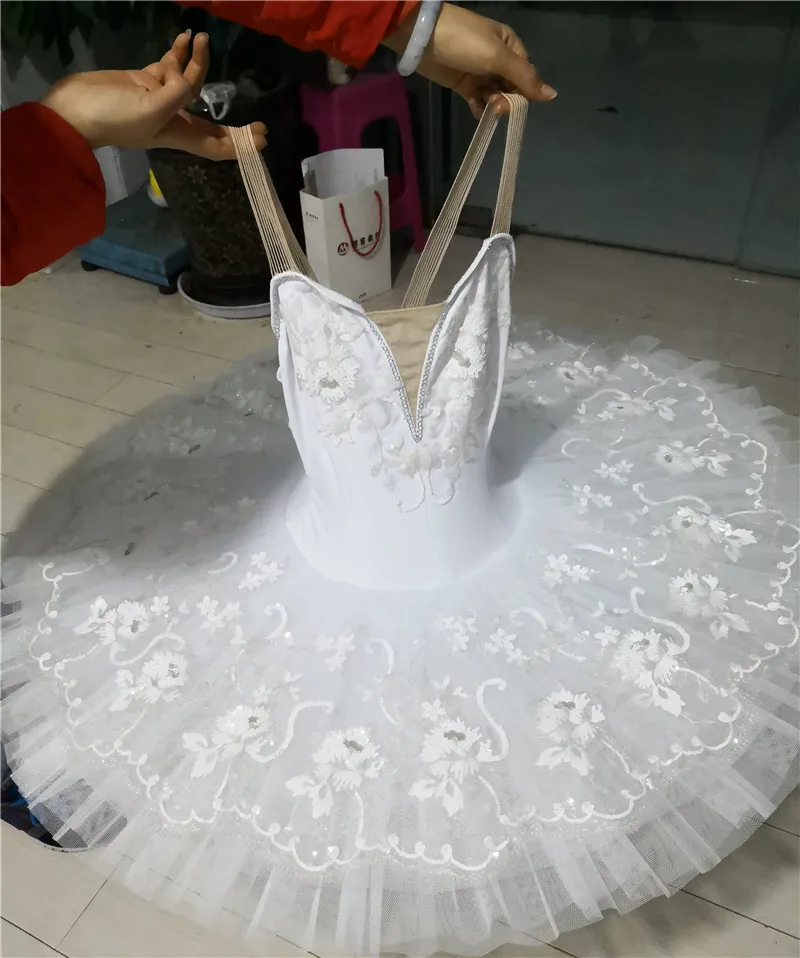 Professional High Quality Best Selling Costom Size Costom Color Adult Woman Girls Performance Wear Red Ballet Tutu