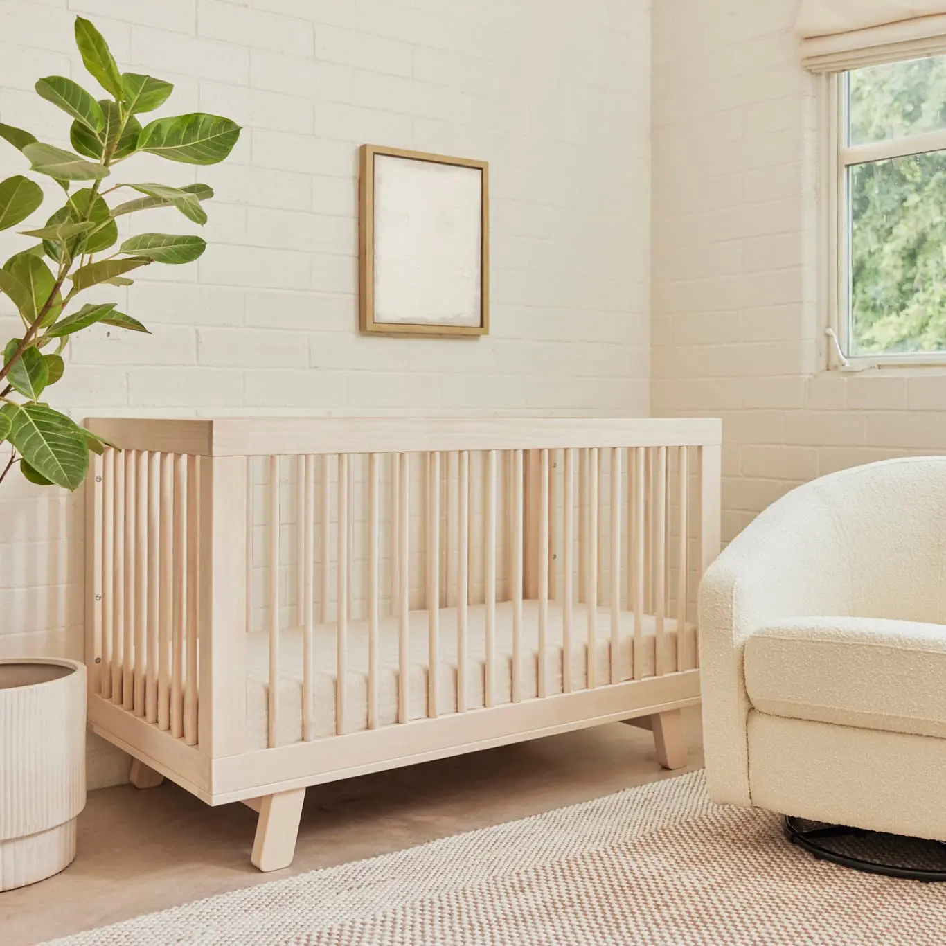 Cuna Convertible 3 en 1 con Kit de conversión de cama para niños pequeños en Lavado Natural