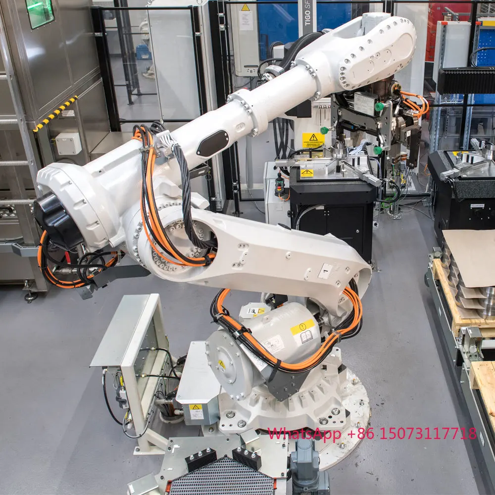 Industrial Robots for Automatic Loading and Unloading