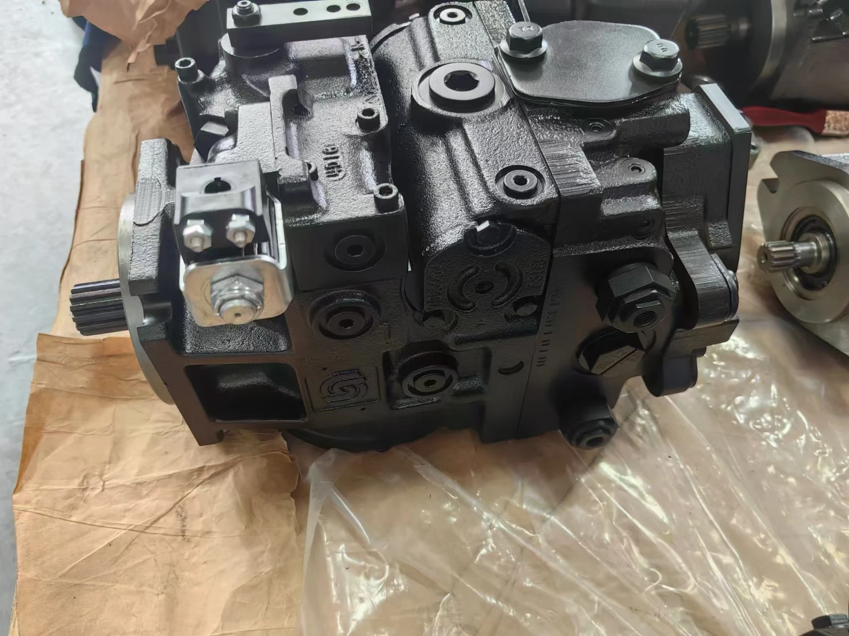 المضخة الهيدروليكية 90L سلسلة 90R100MA1CD60S4C7F03GBA353526 مضخة المكبس المكبس 90R055MF1V6D3S1L02NNN424222 #5