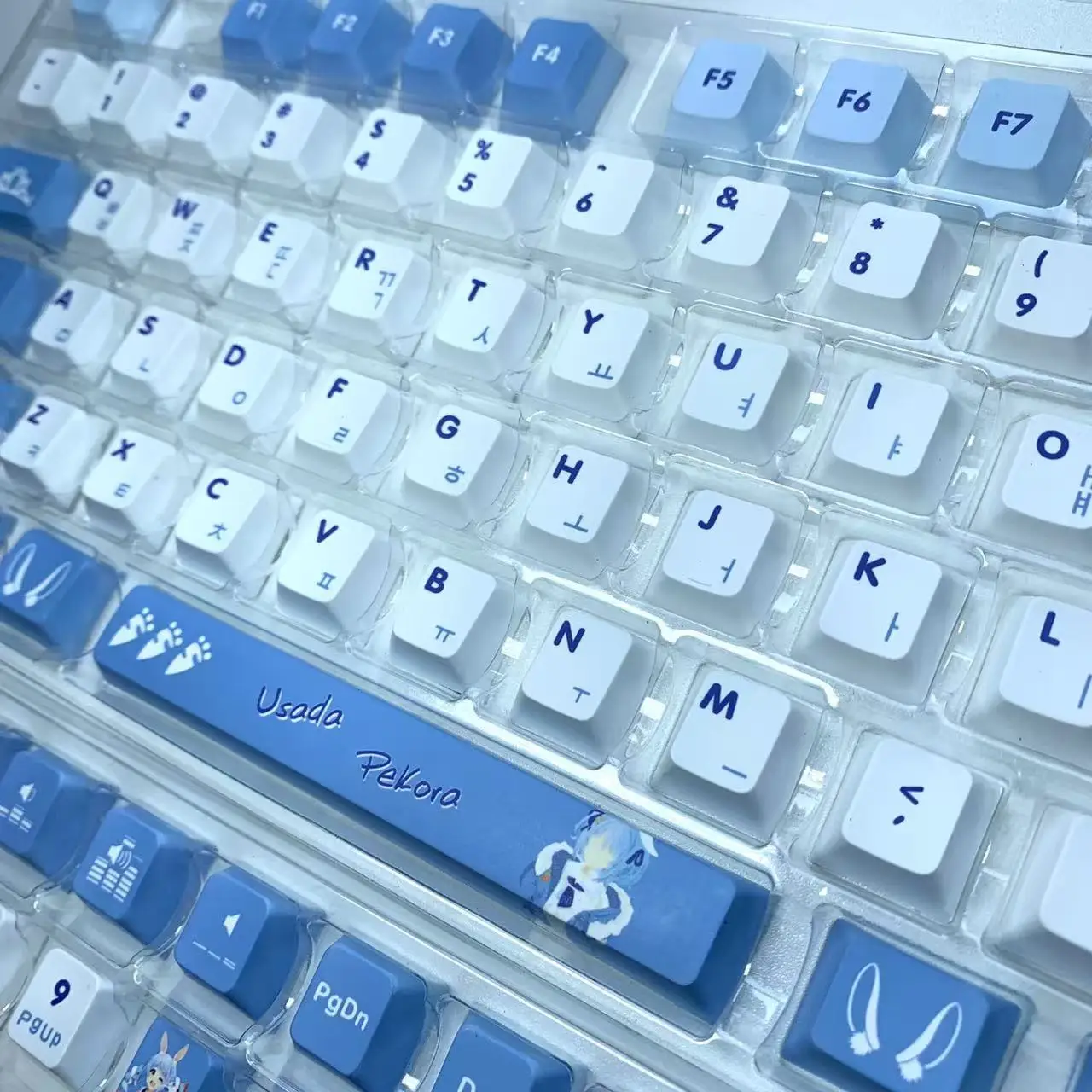 Anime Keycaps Usada Pekora Theme Keycaps Lovely Game Keyboard Cap Cherry Profile PBT Material 132 Keys Mechanical Keyboard Cap