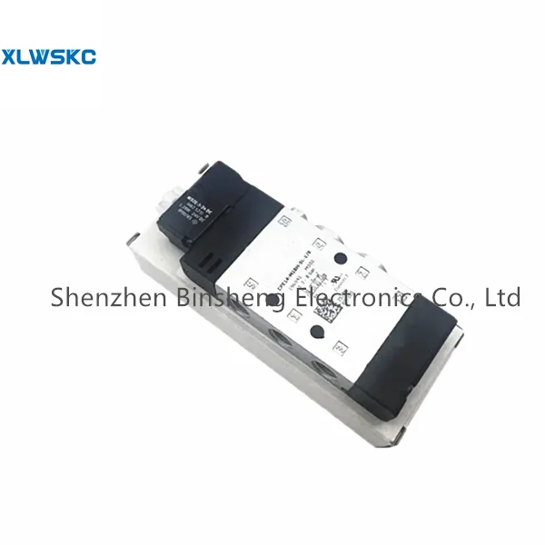 100% علامة تجارية جديدة ومبتكرة CPE14-M1BH-5L-1/8 196941   المنتجات الفورية