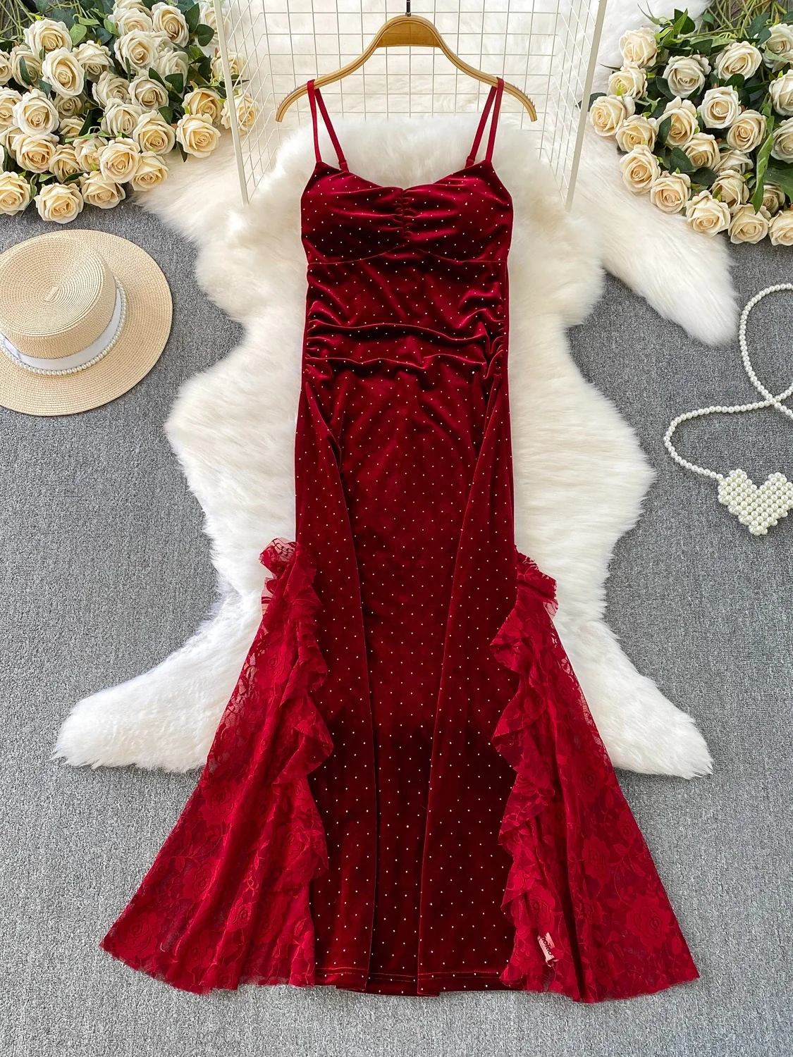 Suknia wieczorowa z aksamitu i koronki, damska, z wysokim stanem, długa, na czerwony dywan, modna, retro, z paskiem z dżetów.