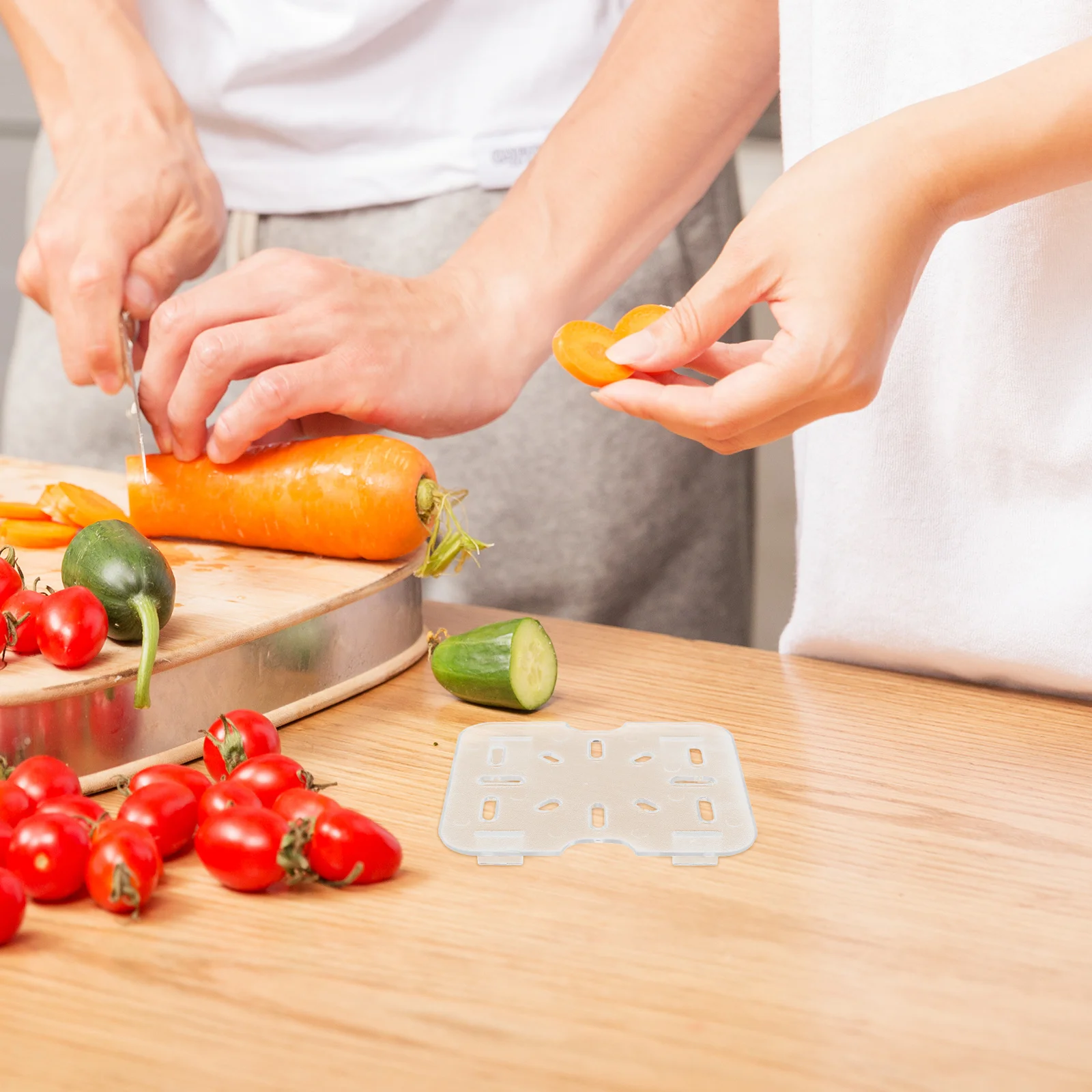

2Pcs Kitchen Drain Shelves Transparent Plastic Universal Drain Tray Vegetable Fruit Drying Rack Countertop Accessory