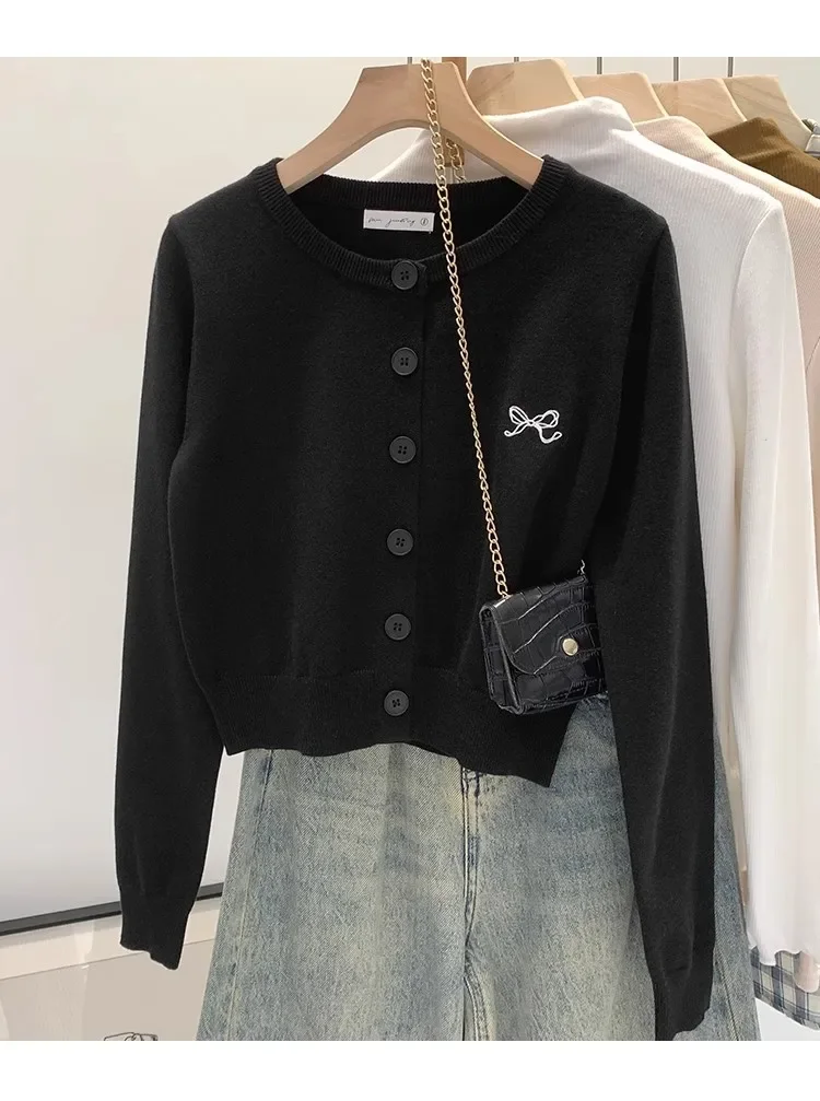2026 Herbst Winter Damen Pullover Bestickter Schmeichelnder Strick Damen Cardigan Koreanisch Schick Einzigartiges Design Strickpullover Oberbekleidung Top – Detail 15