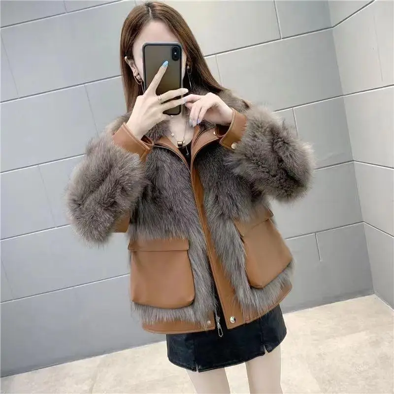 2025 Autumn Winter New Faux Fox Fur Fur Jacket Women Overcoat Korean Short Fashion Loose Stitching Fur One-Piece Fur Jacket Tops