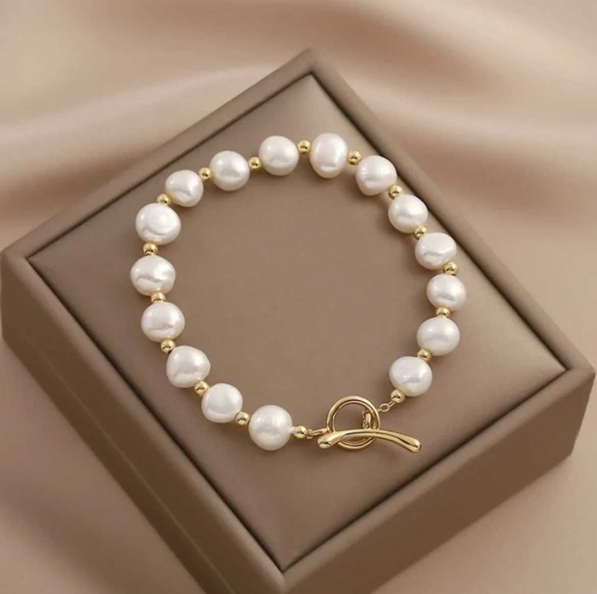 100% natural freshwater Baroque irregular pearl bracelet female design titanium OT bracelet fashion high-grade gift.