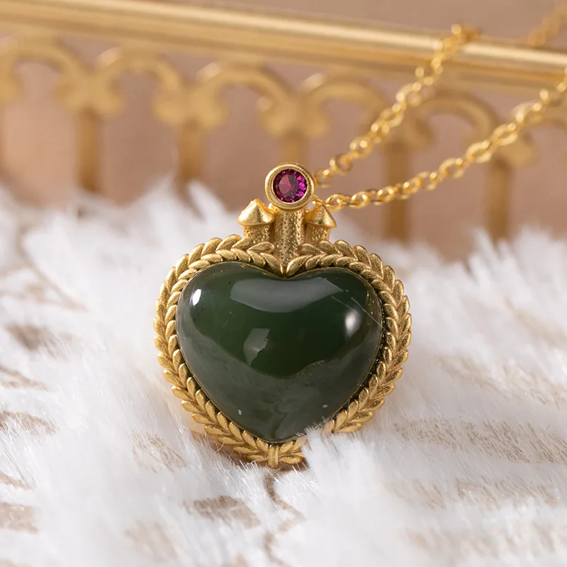 Natural Hotan Green jade Heart shaped Castle Necklace Pendant Classical Vintage Simple clavicle chain wedding jewelry for women