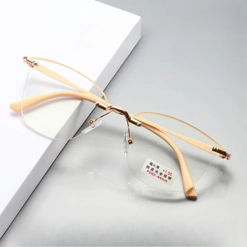 Anti-Blue Light Large Frame Fashionable Reading Glasses for Women High Definition Stylish Myopia Glasses For-Aged And Elderly