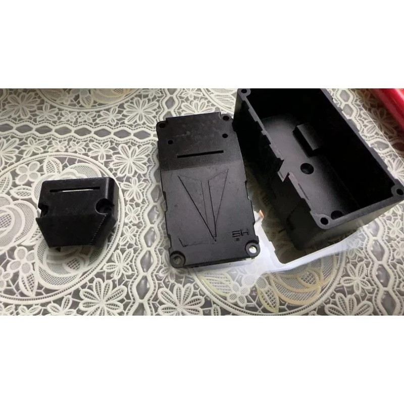 Receiver Box W/ Built-in XT60 Plug Holder for Vanquish VS4-10 Phoenix 1/10 Crawler, Dustproof Receiver Case Upgrade Accessory
