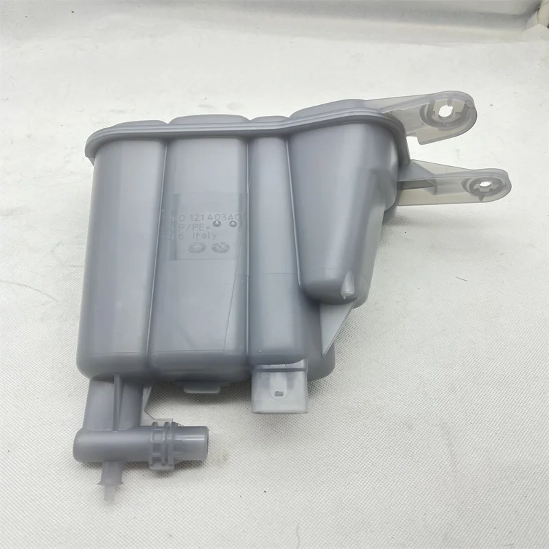 9A712140300 For Porsche Macan 2014-2019 Engine Coolant Coolant Compensation Tank