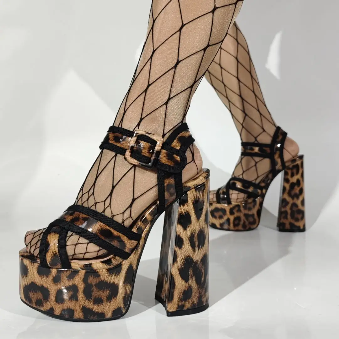 

Leopard Print Cross Straps Platform Women Sandals 2026 Summer New Slingback Chunky High Heels Ankle Buckle Open Toe Sandals