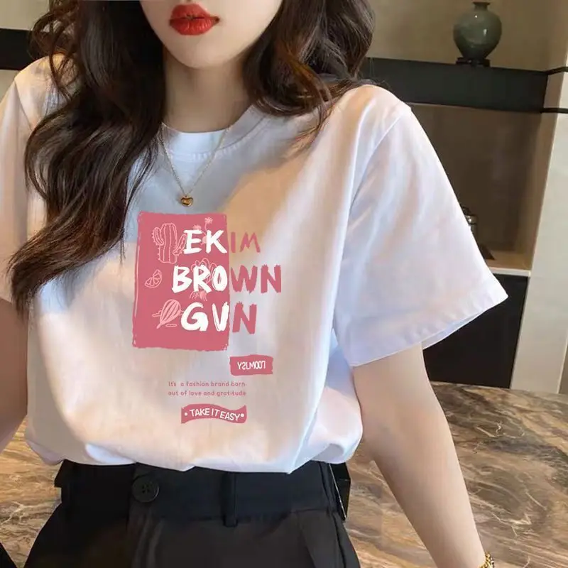 

White pure cotton short sleeved t-shirt for women's summer 2024 new niche design, Hong Kong style loose half sleeved top
