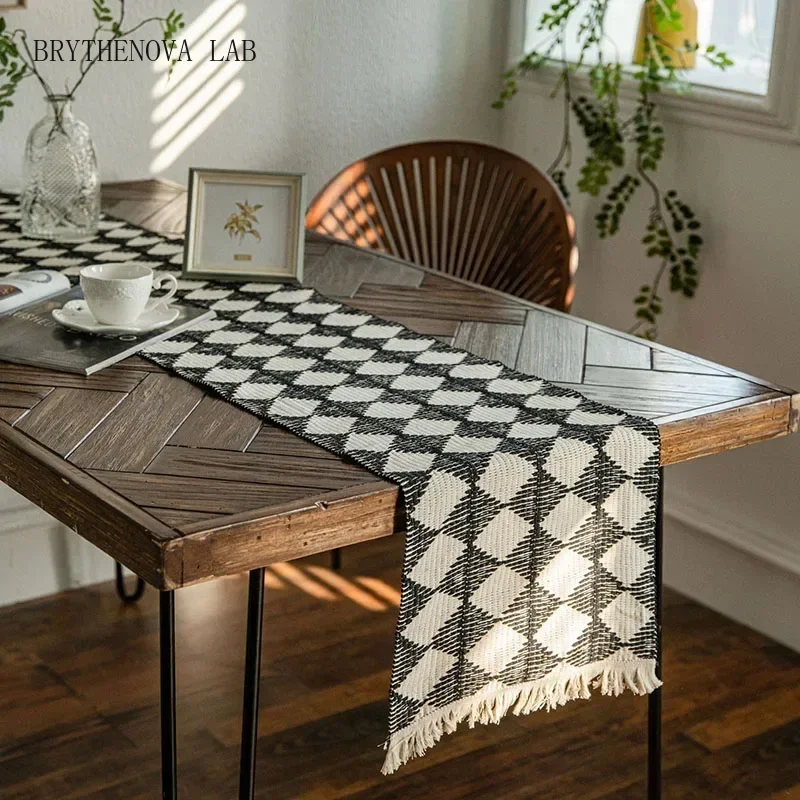 Diamond Contrast Stitching Tassel Table Runner Cotton and Linen Tablecloth Long for Dining Home Decoration for Holiday Wedding