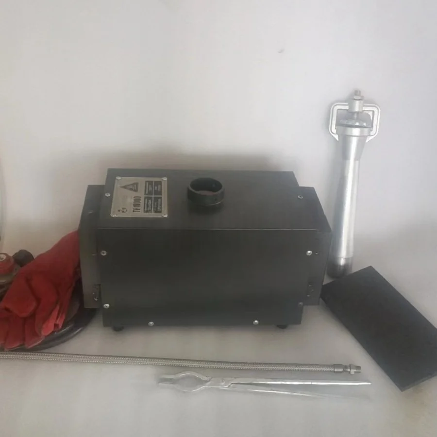 

Portable Small Square Forge Furnace Industrial Tool for Metal Melting and Heat Treatment