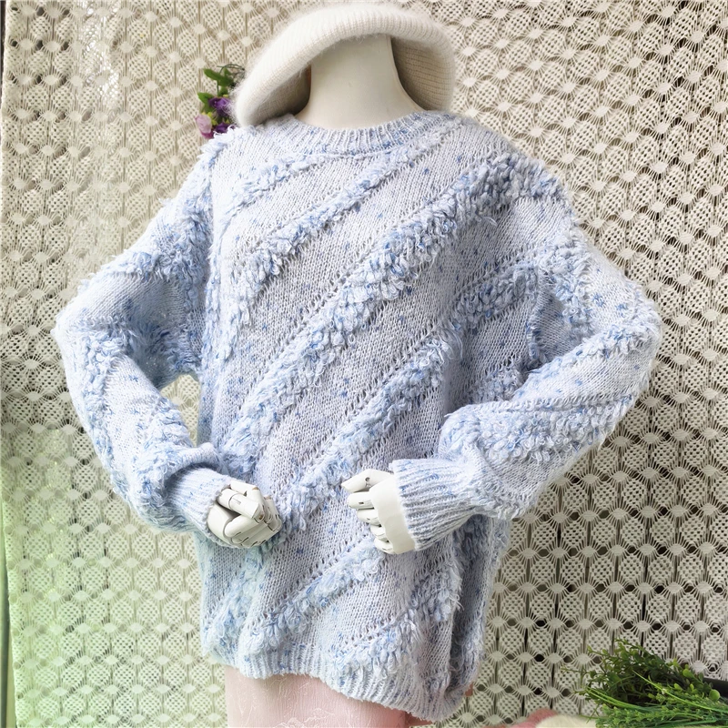 Damen Mode Himmelblauer Flauschiger Mohair-Woll-Strickpullover Gestreifter O-Ausschnitt Langarm Loser Pullover Sweater Jumper Pull-Over