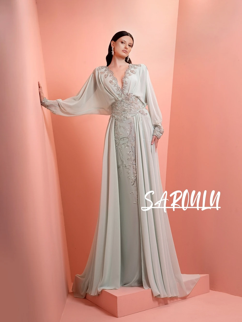 

Gorgeous Light Green Maxi Evening Dress Sexy Deep V Neck Long Sleeves Intricate Bead Embroidery Customized A Line Prom Gown