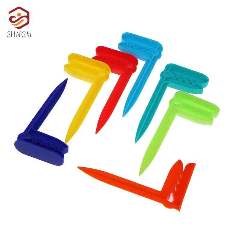 1Pc Beach Towel Clip Camping Mat Clip Outdoor Clothes Pegs For Sheet Holder Towel Clips Clamp For Beach Towels Towel Clip New