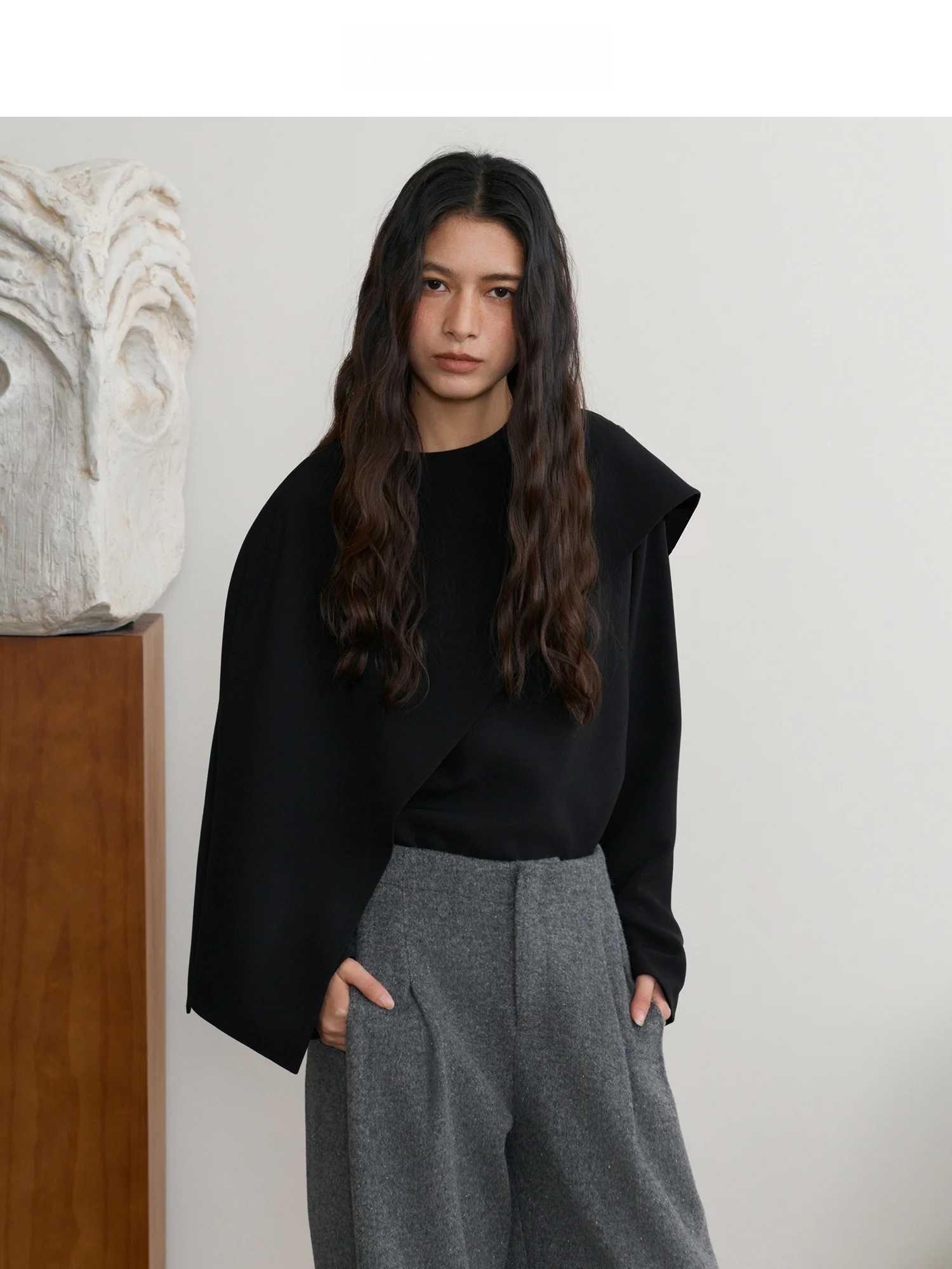 

Новая стильная толстовка-худи Spring Xi Li с отстегивающимися плечами, трансформируемая рубашка-трансформер, элегантная свободная рубашка с длинным рукавом