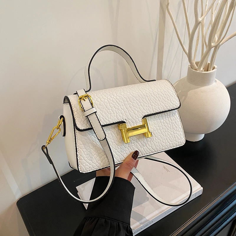 

Stylish Women Messenger Bag In Leather, Handbags For Everyday Use, Luxury Brand By Famous Designer Elegant