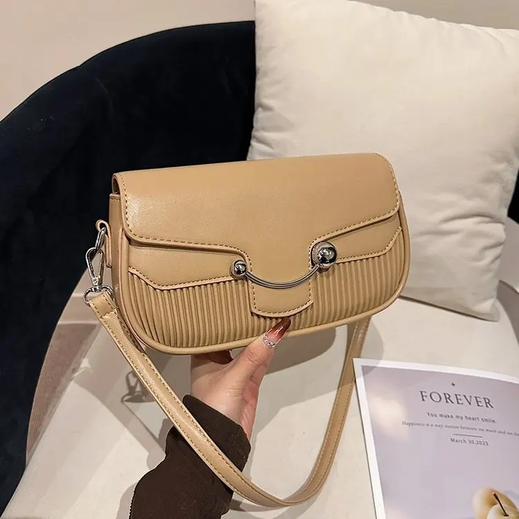 

Stylish Casual Luxury Diaper Bags For Ladies Fashionable Crossbody Bag Simple Letter Logo Vintage Leather Tote Best Show