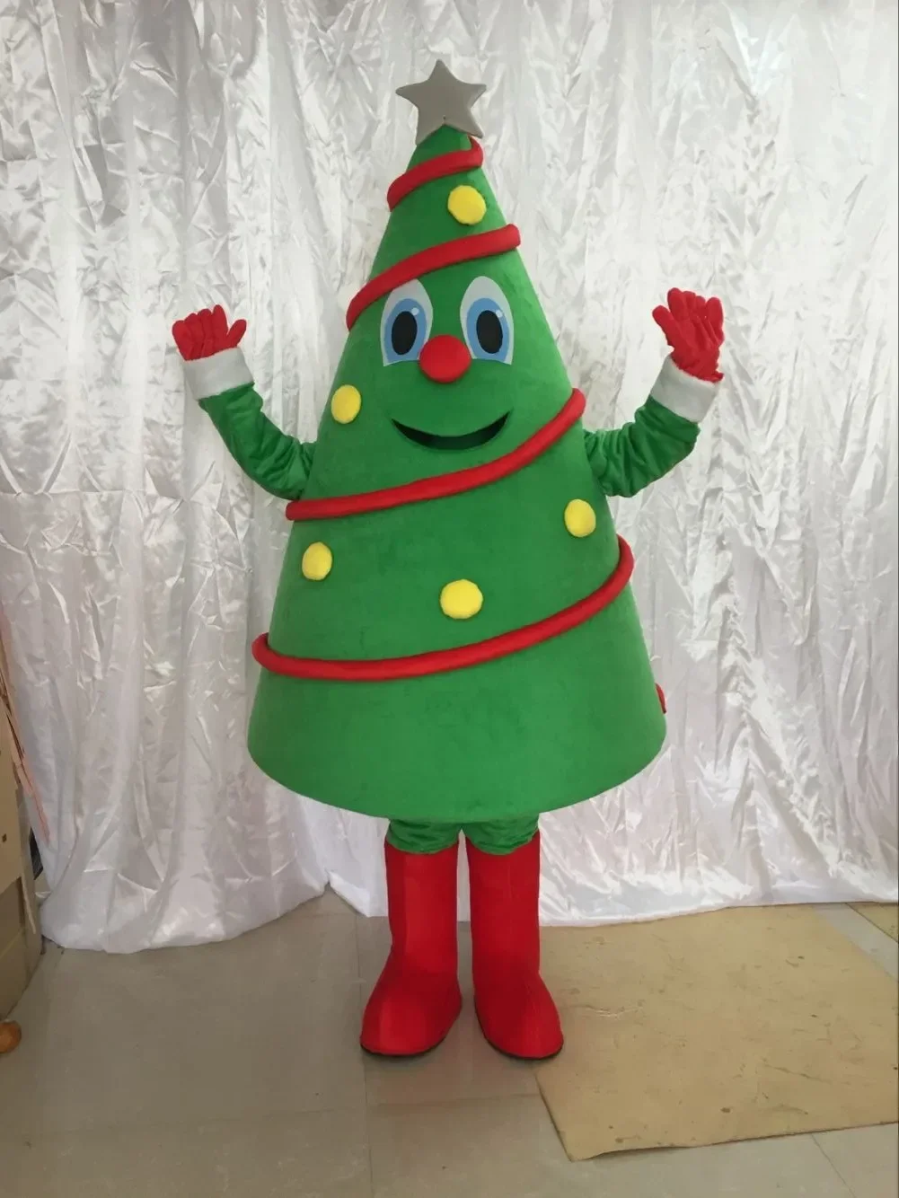 Christmas Tree Mascot costume Party Dress Halloween adult mascotte costume Advertising Show Costume Animal carnival Clothing